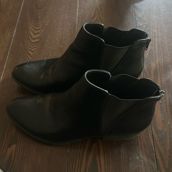 Esprit Black Ankle Boots - Picture 2 of 6